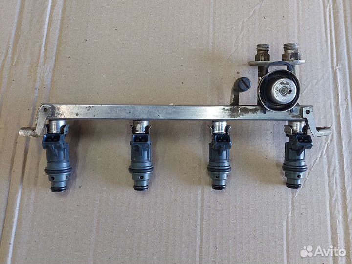 Форсунка топливная Opel Corsa B Z12XE