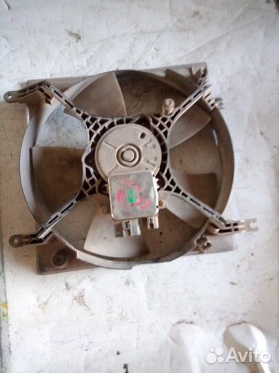 Вентилятор радиатора передний Mitsubishi Eclipse 3