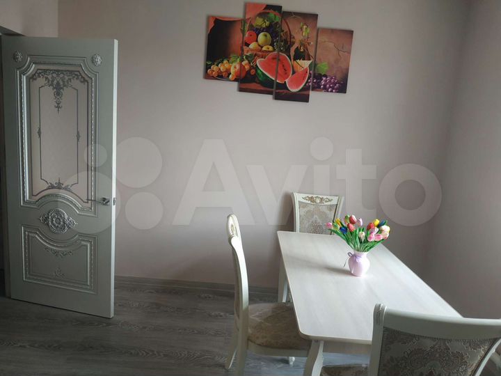 2-к. квартира, 70 м², 2/2 эт.