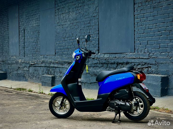 Скутер Honda Tact