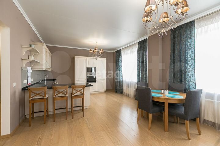 3-к. квартира, 110,4 м², 8/9 эт.