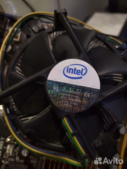 Материнская плата