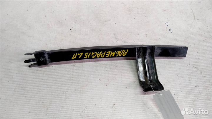 Направляющая стекла двери передней левой Nissan A