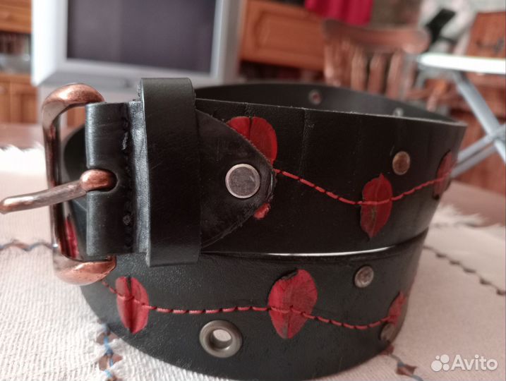 Ремни кожаные женские