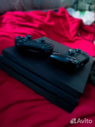 Плыйстейшен 4