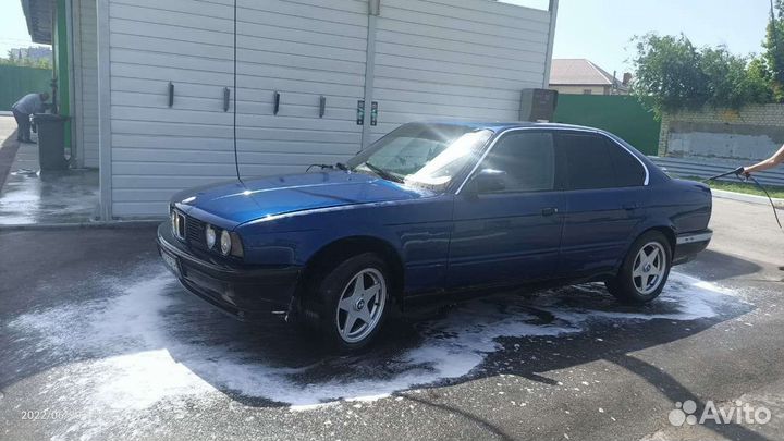 Запчасти на bmw е34 2литра