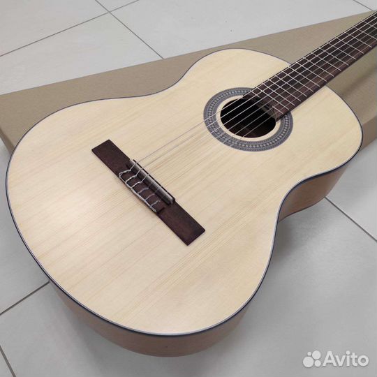 Гитара новая классическая Flight Индонезия