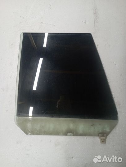 Стекло заднее левое Derways Aurora/Shuttle/Plutus