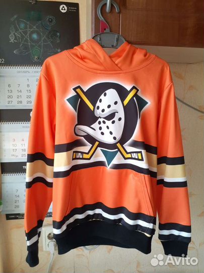 Новый свитшот 134 р