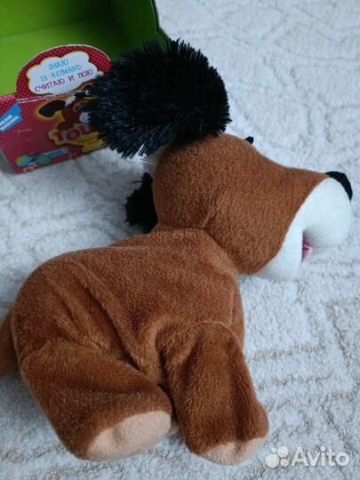 Говорящая собака, выполняет 13 команд