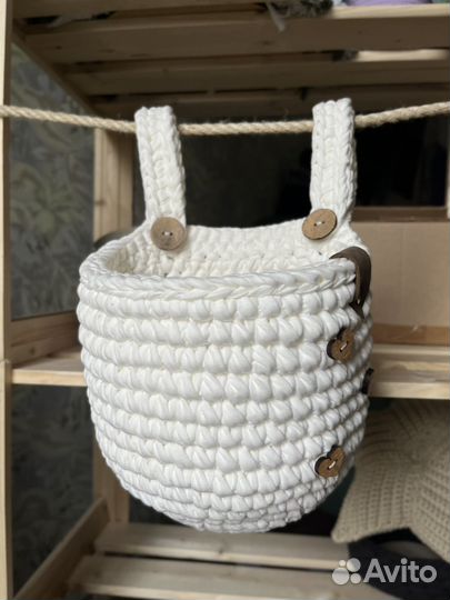 Подвесная корзина на кроватку