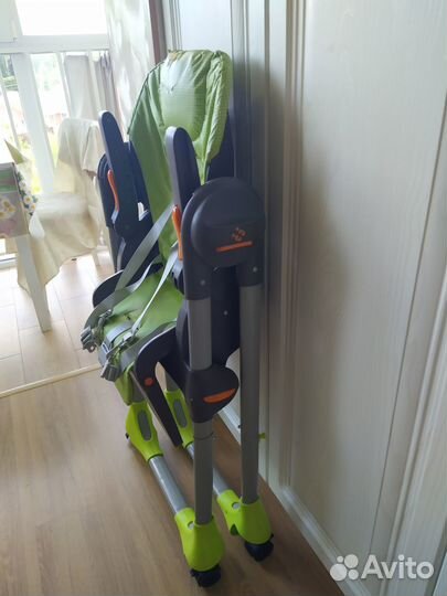 Детский стул со столиком