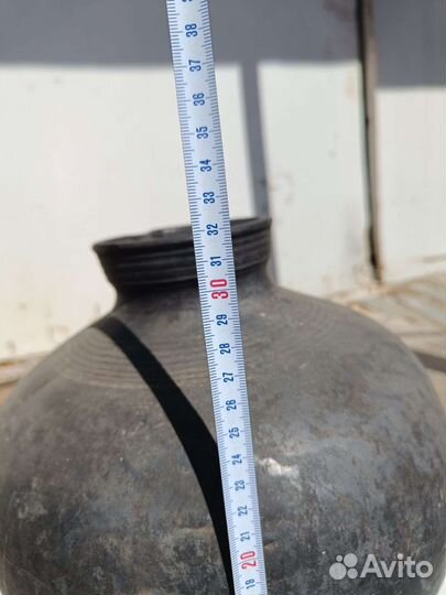 Корчага. Старинный глиняный горшок