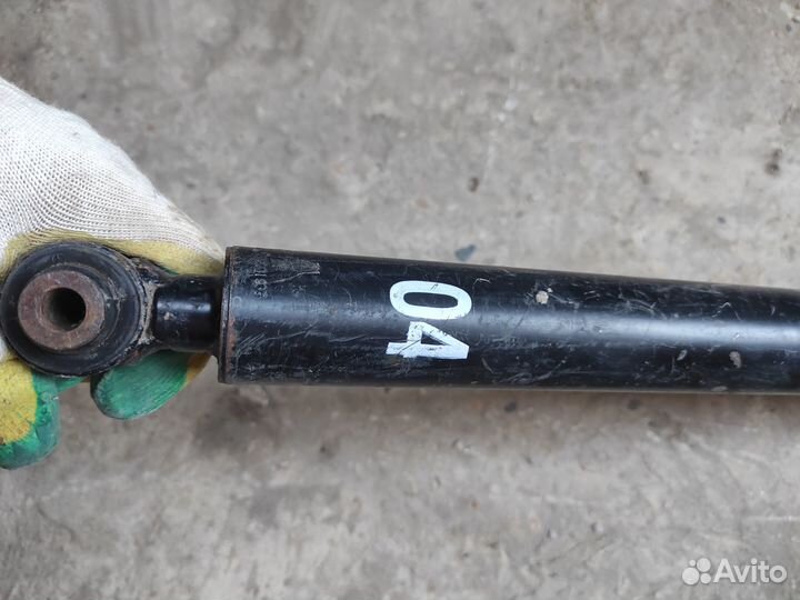 Амортизатор задний Mercedes-Benz C-Class W204