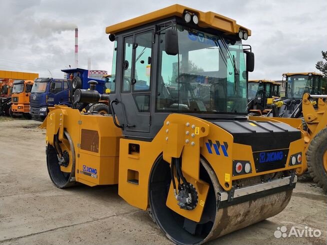 Дорожный каток XCMG XD103, 2023