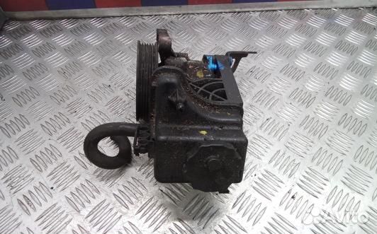 Насос гу дизельный mercedes benz vito W639 (2RT14BT01)