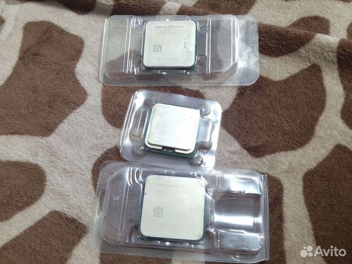 Процессоры Core i3, Athlon ii