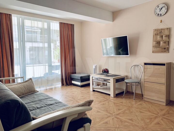 2-к. квартира, 42 м², 1/2 эт.