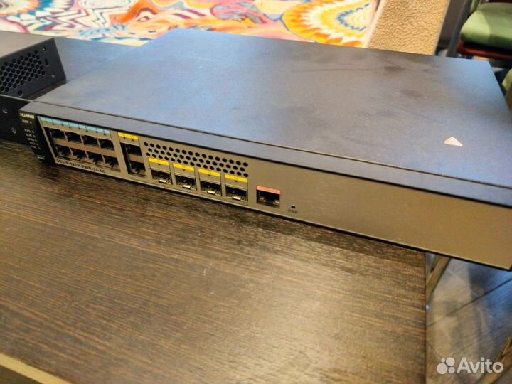 Сетевой коммутатор Huawei S5320-12TP-PWR-LI-AC