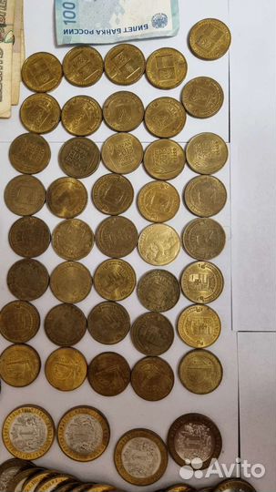 Юбилейные монеты