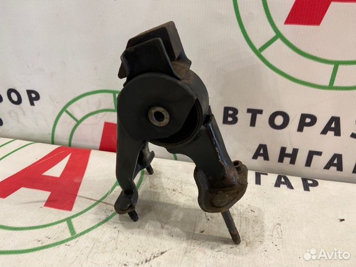 Опора (подушка) задняя Toyota Avensis T25 1zzfe