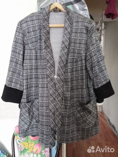 Женские вещи пакетом больших р. 64-66р