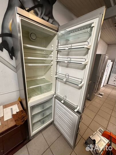 Холодильник liebherr