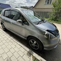 Honda Fit 1.3 CVT, 2003, 208 781 км, с пробегом, цена 450 000 руб.