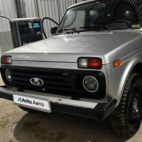 ВАЗ (LADA) 4x4 (Нива) 1.7 MT, 2014, 15 000 км, с пробегом, цена 410 000 руб.