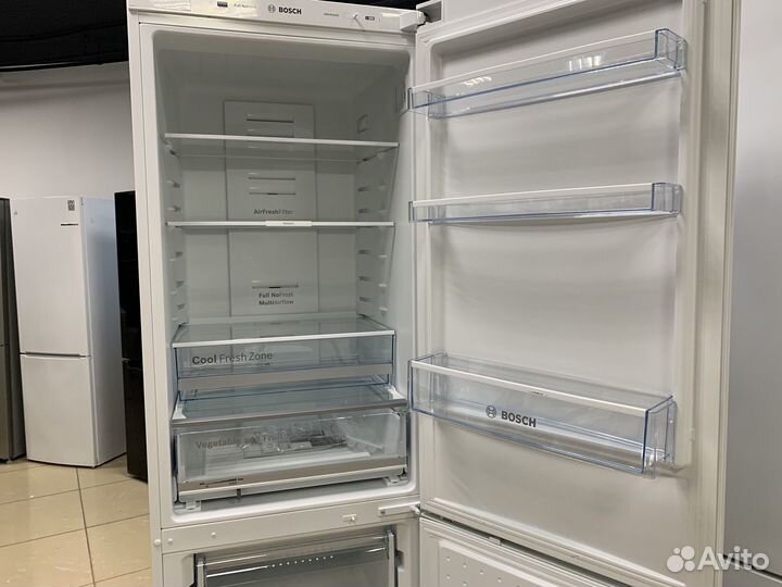 Холодильник bosch новый