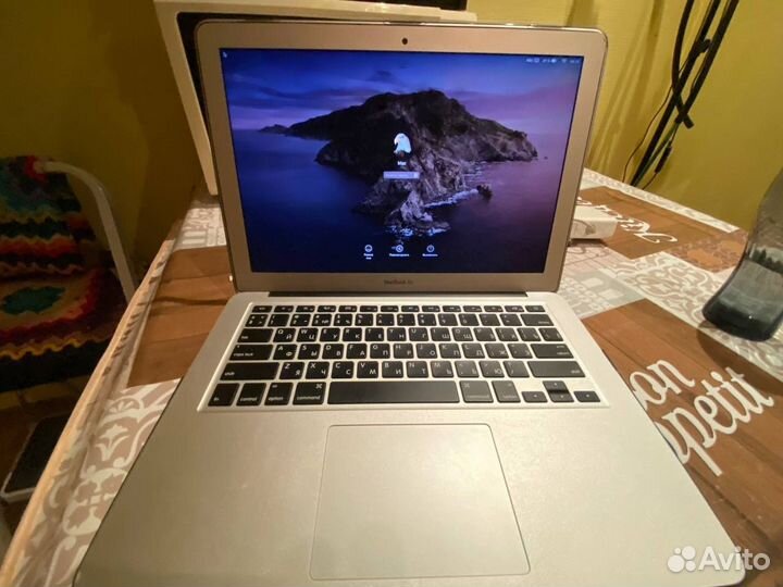 Macbook air 2011