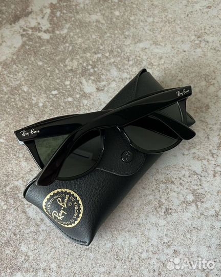 Солнцезащитные очки ray ban 2140