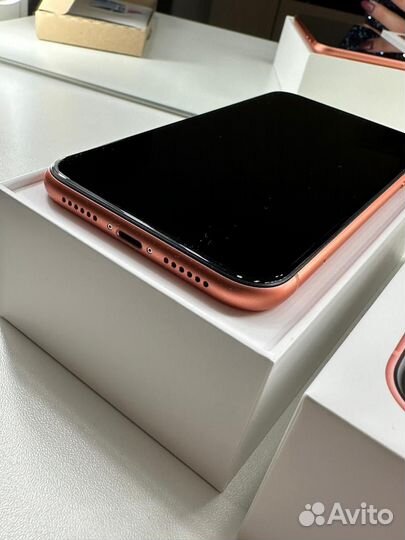 iPhone Xr, 128 ГБ
