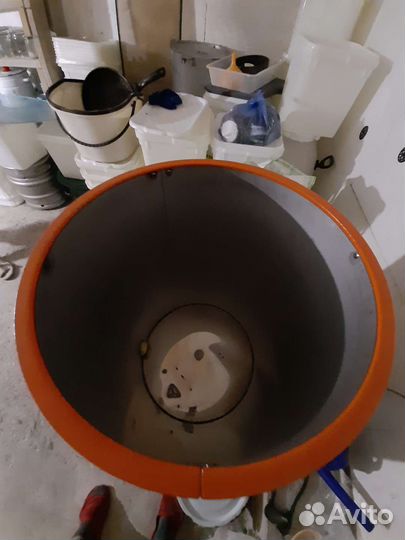 Отстойник для меда.Емкость для слива меда