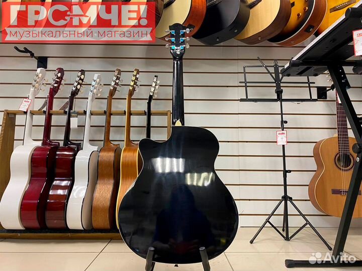 Гитара акустическая 