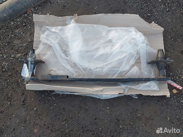 Усилитель бампера передний пежо 3008