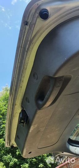 Kia Sorento 2.5 AT, 2005, битый, 180 000 км