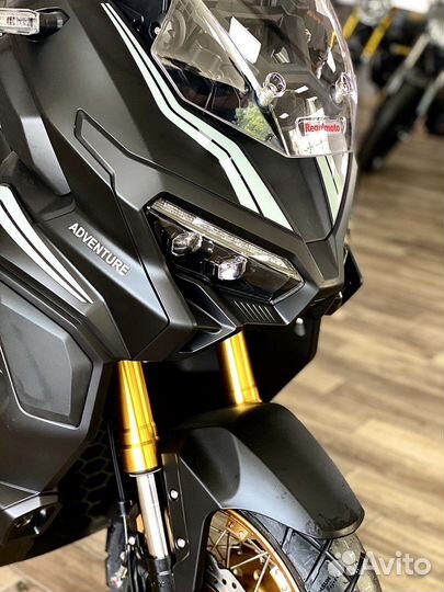 Скутер 300 кубов Regulmoto XDV 4T