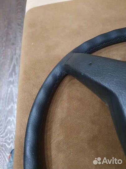 Руль BMW e28 (перешитый, как новый)