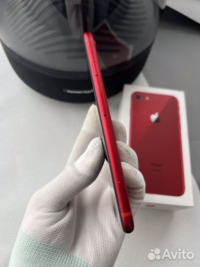 iPhone 8, 64 ГБ