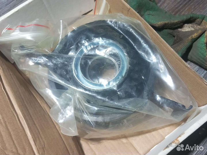 Подвесной подшипник Mazda bt50