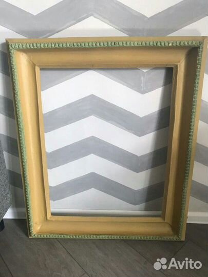 Багетные рамы для картин и зеркал