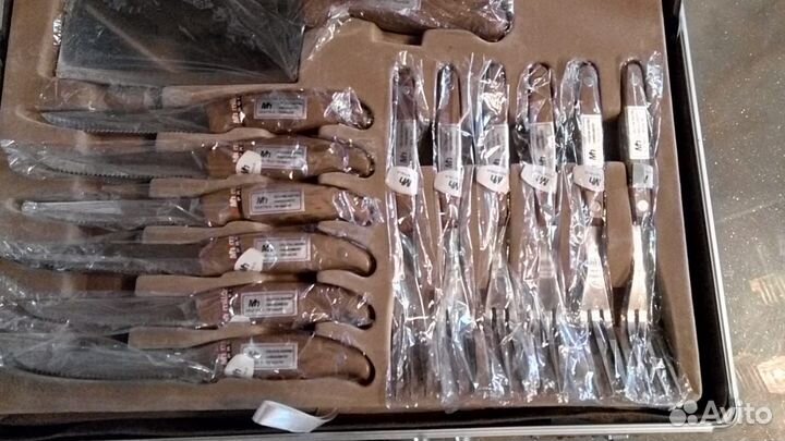 Продам столовый набор ножей и вилок Millerhaus