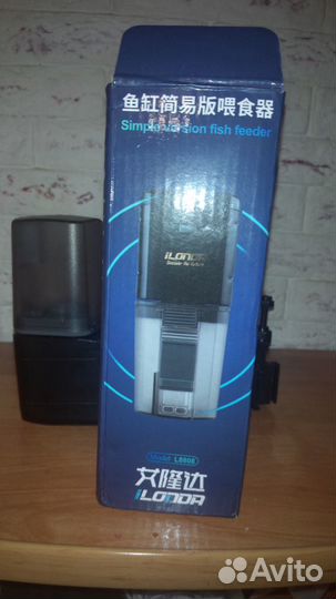 Аквариумная автоматическа кормушка