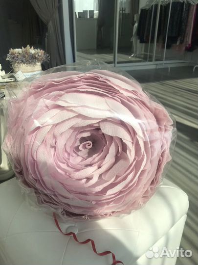 Цветок пион из гофрированной бумаги