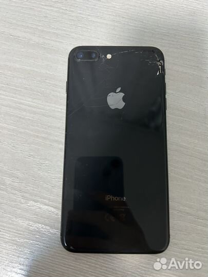 iPhone 8 Plus, 64 ГБ