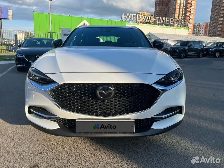 Mazda CX-4, 2022