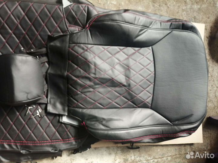 Авто чехлы на аутлендер хл