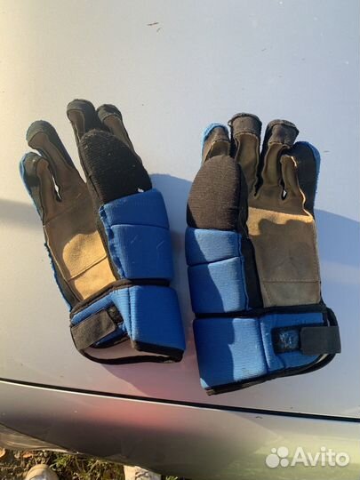 Перчатки краги хоккейные