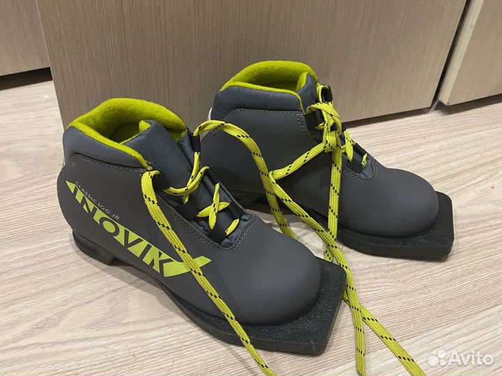 Лыжные ботинки детские 30 размер